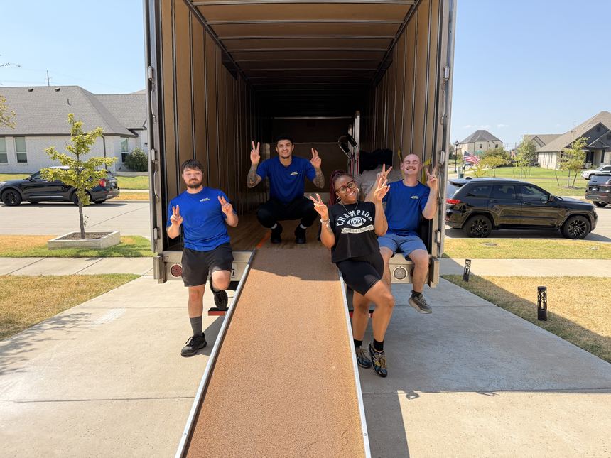 Buddy Moving at work in Lewisville